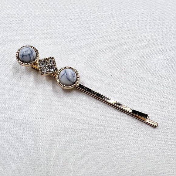 Scarf / Sweater Clip - Faux Stone & Rhinestone Gold Tone 2.75” Clip - Picture 6 of 6